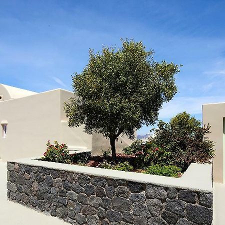 North Santorini A Luxury Spa Hotel Pírgosz Kültér fotó