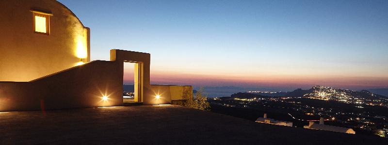 North Santorini A Luxury Spa Hotel Pírgosz Kültér fotó