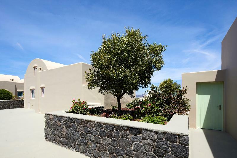 North Santorini A Luxury Spa Hotel Pírgosz Kültér fotó