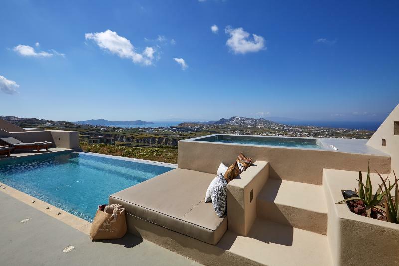 North Santorini A Luxury Spa Hotel Pírgosz Kültér fotó