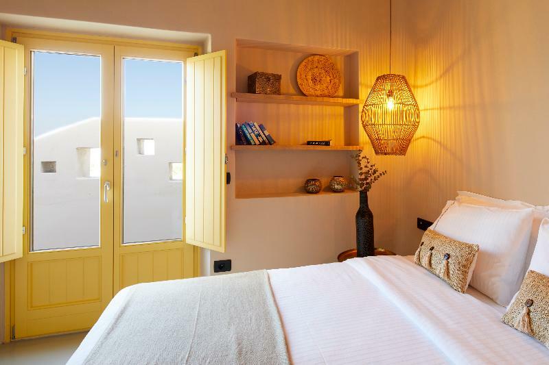 North Santorini A Luxury Spa Hotel Pírgosz Kültér fotó